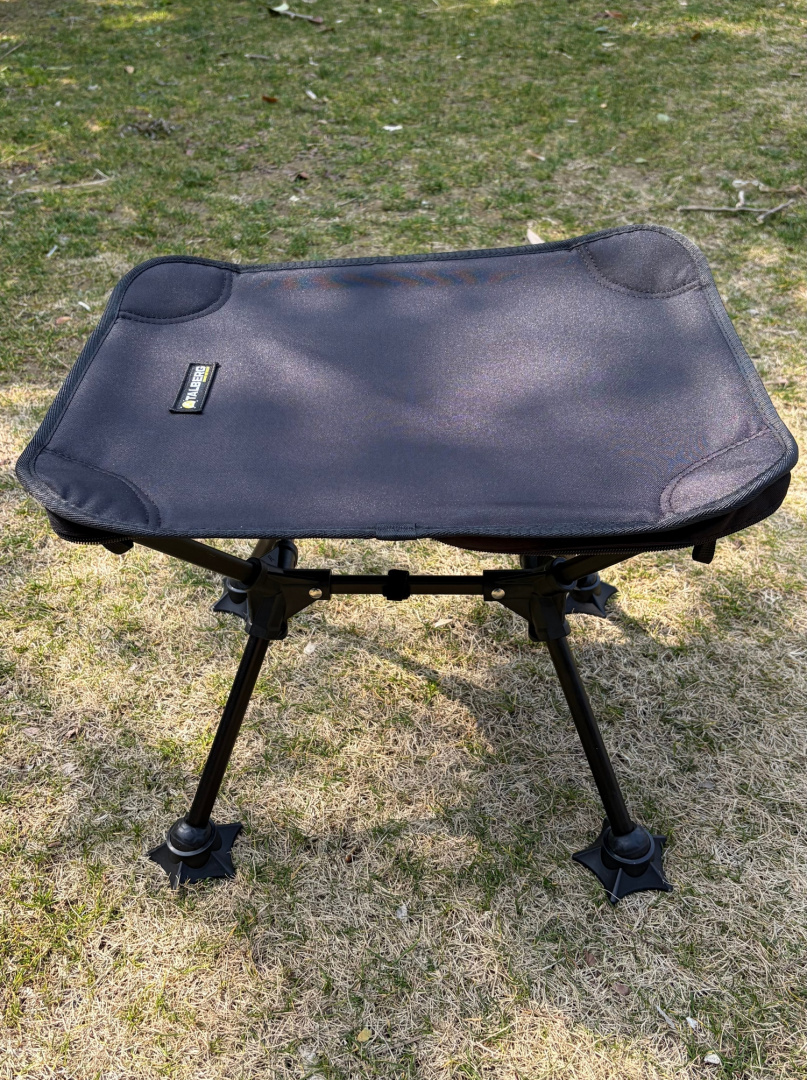 TLF-030_Pace Stool_black_1