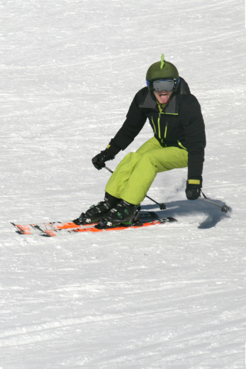 046_HRB2SKI